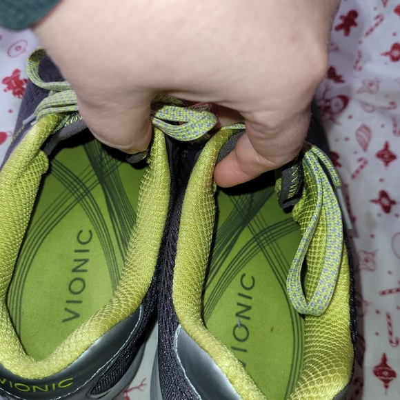 Vionic Emerald Green and Grey Shoes size 9 - Picture 5 of 5